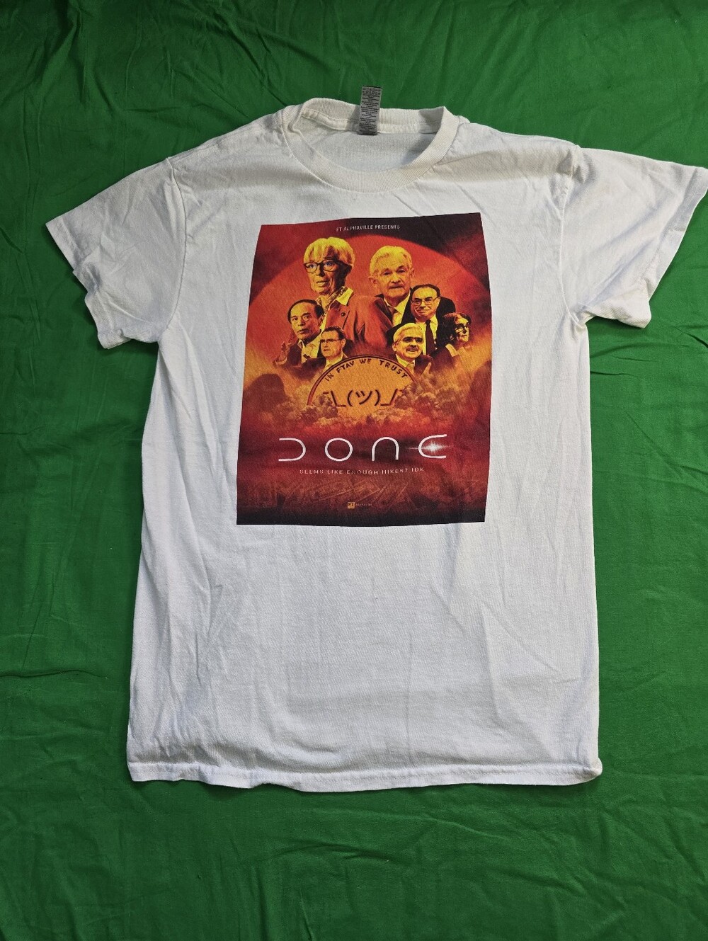 Central Bank Graphic Tee Shirt Size Small